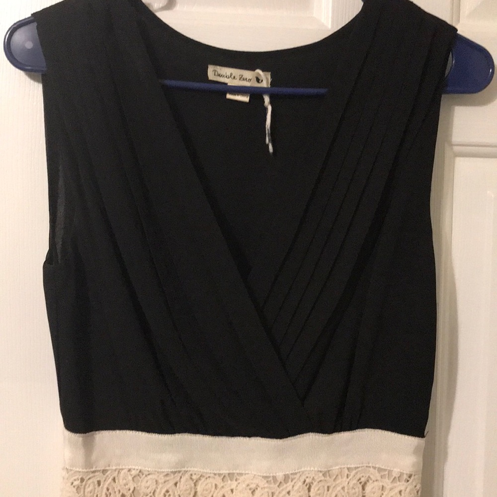Stunning cocktail dress with lace skirt